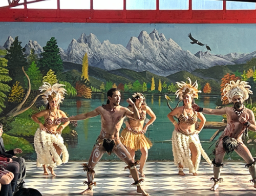 Intervención artística cultural, conmemorando el descubrimiento de Rapanui.